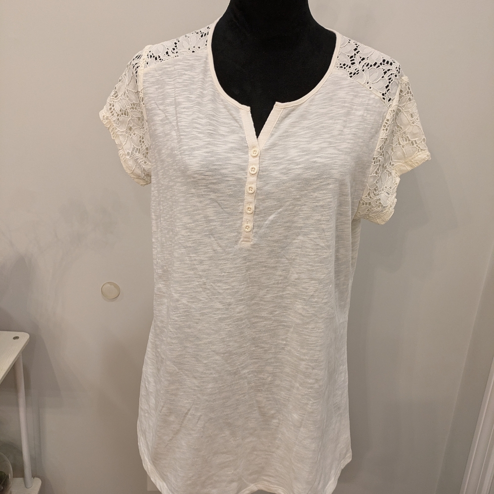 Sahalie Cream Short Sleeve Tunic Size L